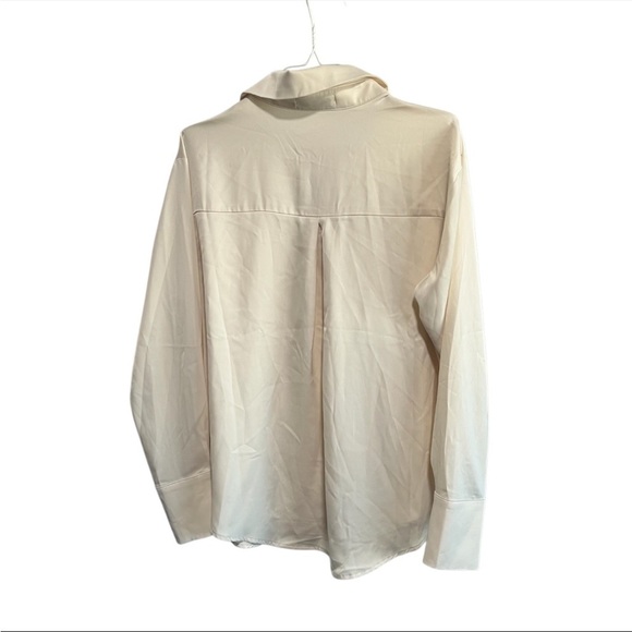Neutral Ground button up blouse, new with tags, size small - Picture 3 of 6